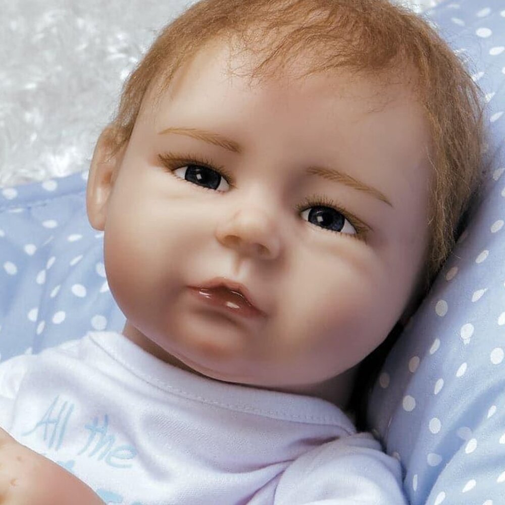 Paradise Galleries Baby Bundles: All the Ladies Love Me Collectors Doll - Picture 3 of 7
